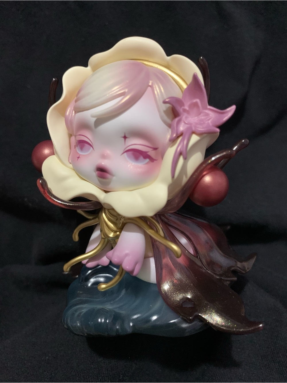 Skullpanda Petals in Four Acts Series Figure - The Elegiac Witness - Popmart